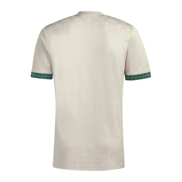 Bayern Munich 2025/26 Oktoberfest Jersey - Image 2