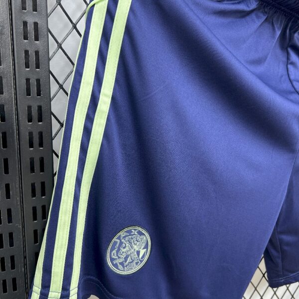 Ajax 2025/26 Away Shorts - Image 3