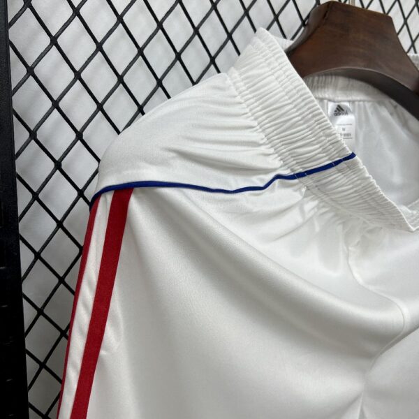 Olympique Lyonnais 2025/26 Home Shorts – Bild 5