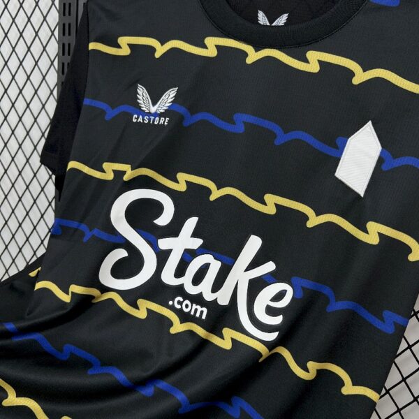 Everton 2025/26 Third Jersey - Image 2
