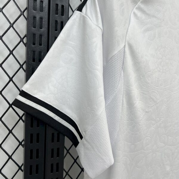 Fulham 2025/26 Home Jersey - Image 7