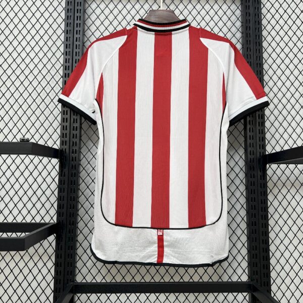 Retro Olympiacos Fc 2001/02 Home Jersey - Image 11