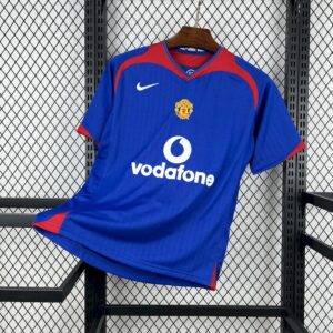 Retro Manchester United 2005/06 Away Jersey