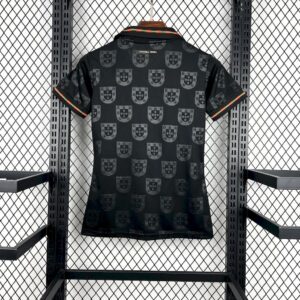 Alternative Ansicht von Womens Portugal 2026 Eusebio Special Jersey